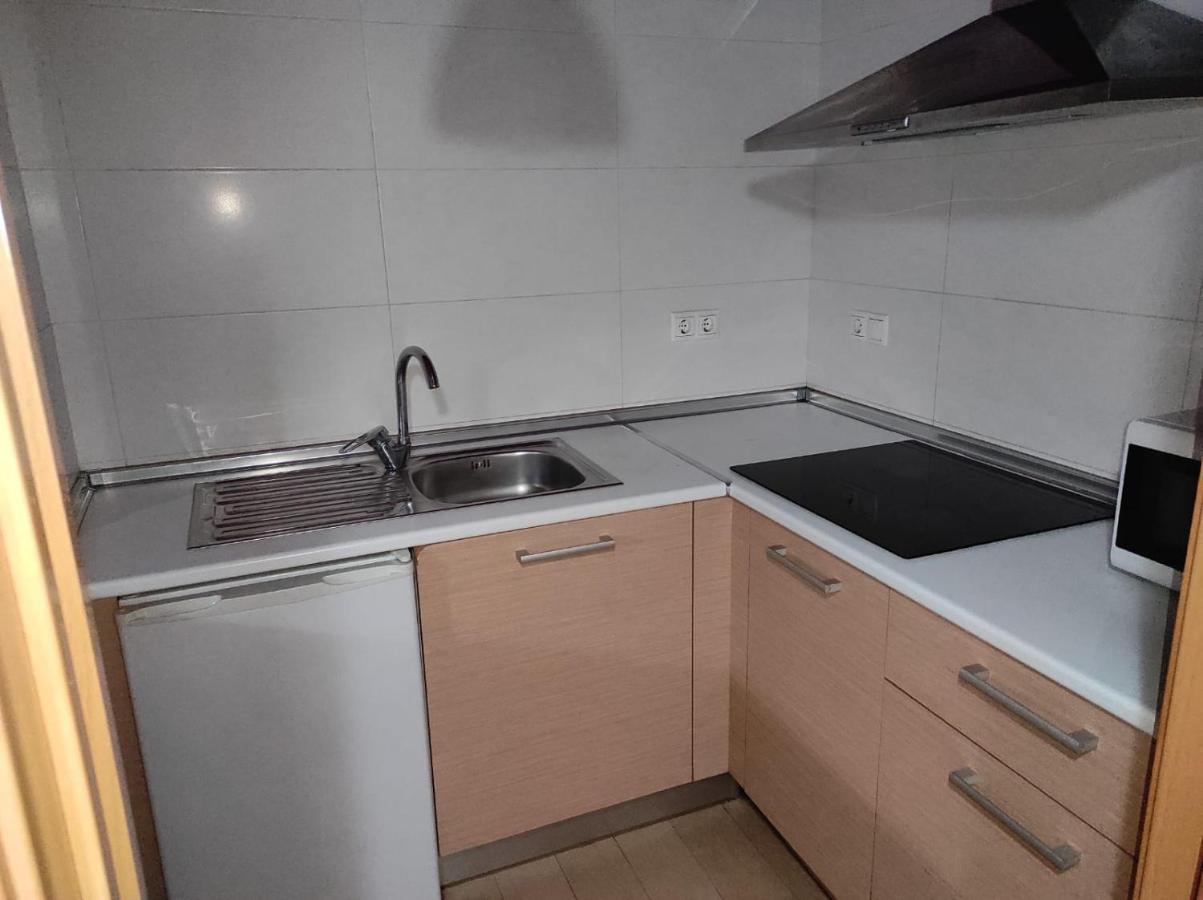 Apartamentos 16:9 Suites อัลเมรีอา ภายนอก รูปภาพ