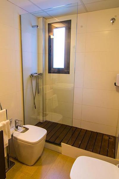 Apartamentos 16:9 Suites อัลเมรีอา ภายนอก รูปภาพ